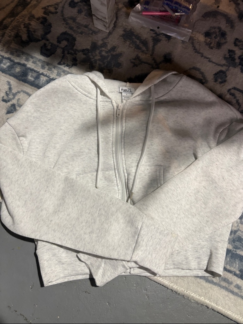 Rue21 Light Gray Cropped Zip Hoodie